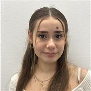 Estudiante de farmacia con matricula de honor en bachillerato, clases particulares online o presencial.